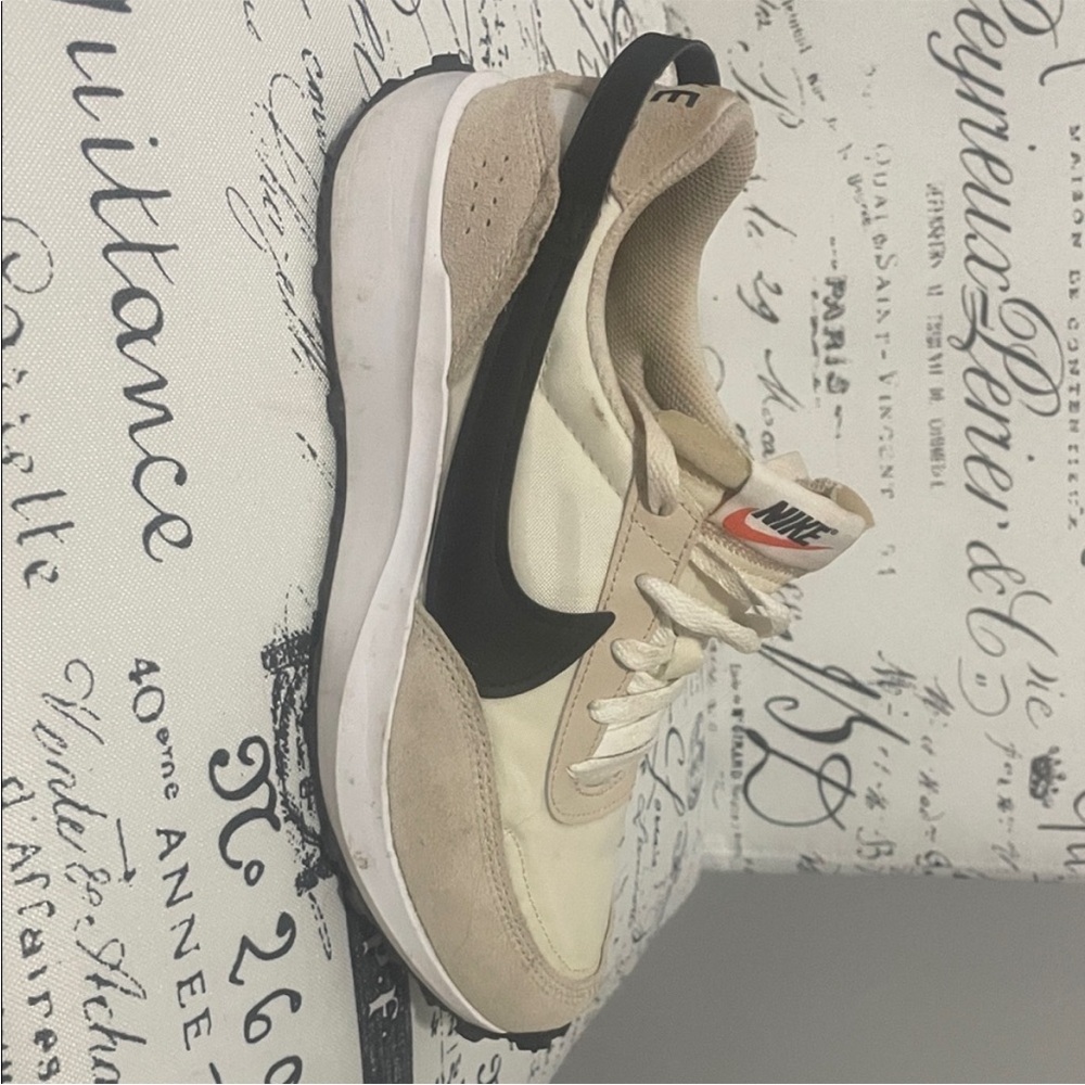 Nike Cream and Black Athletic Shoes
